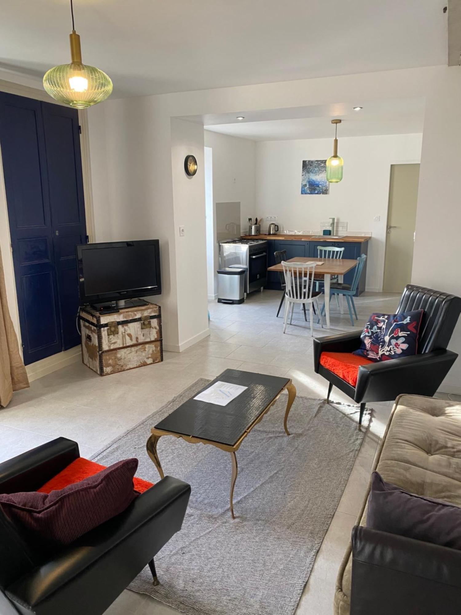 Cosy Appartement Dans Le Perche Val-au-Perche Exteriér fotografie